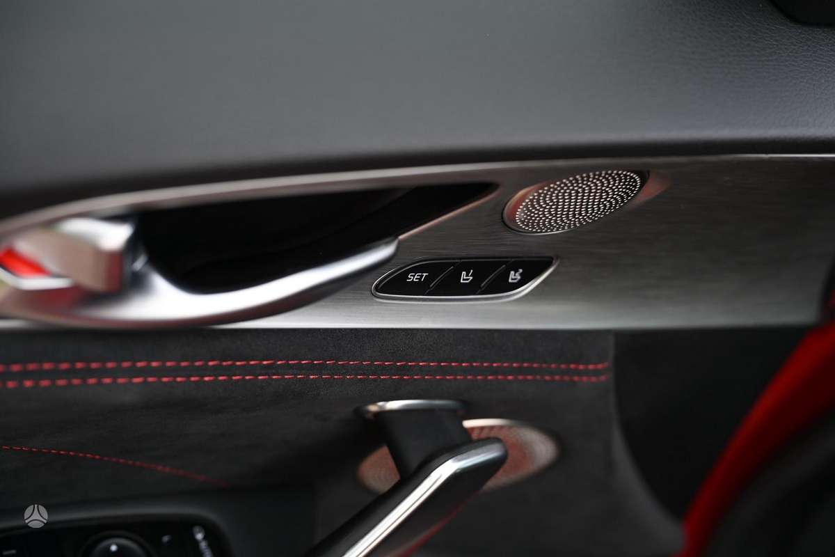 Kia Stinger, 3.3 l., Хэтчбек