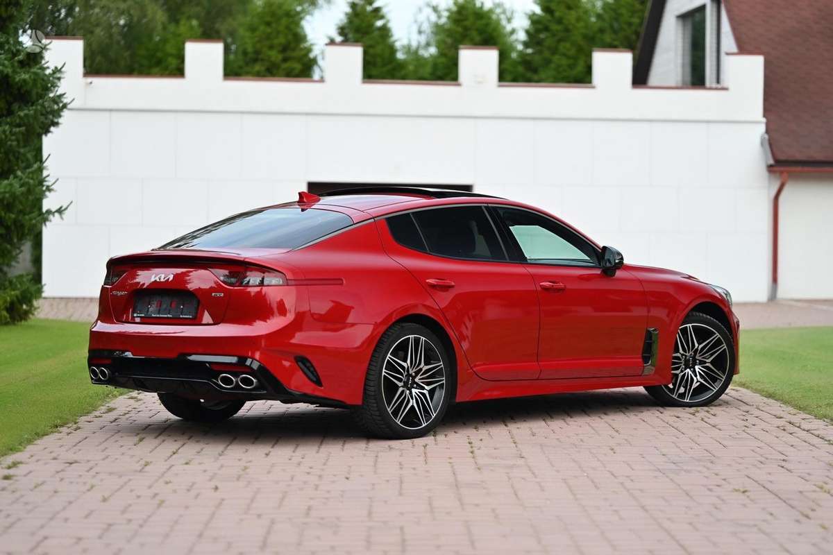 Kia Stinger, 3.3 l., hatchback