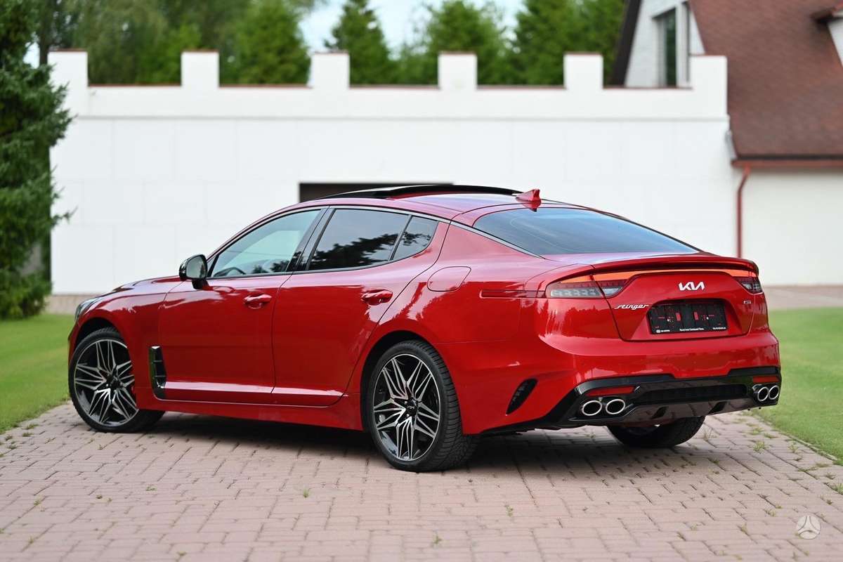 Kia Stinger, 3.3 l., hatchback