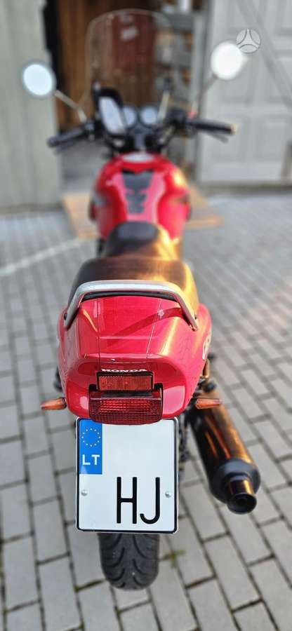 Honda CB 500cc, street / classic