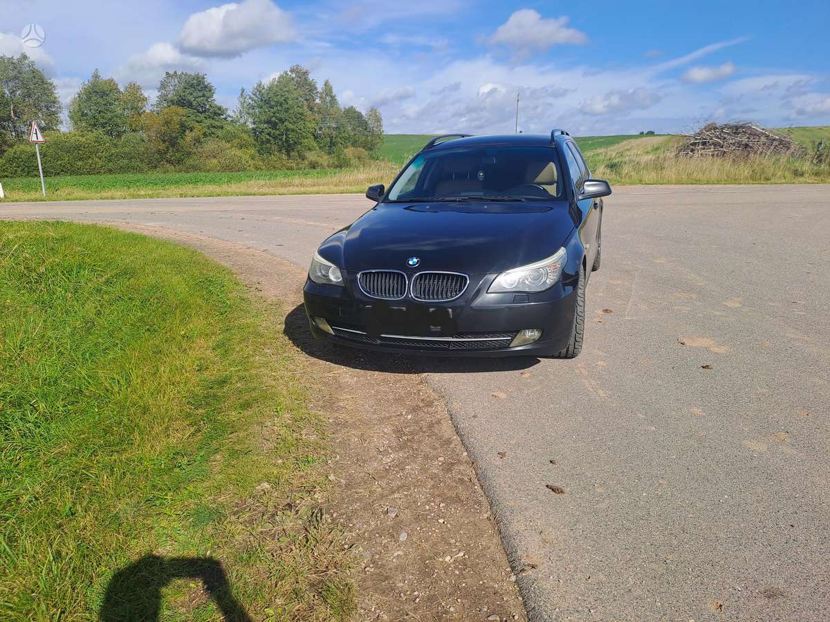 BMW 520, 2.0 l., wagon