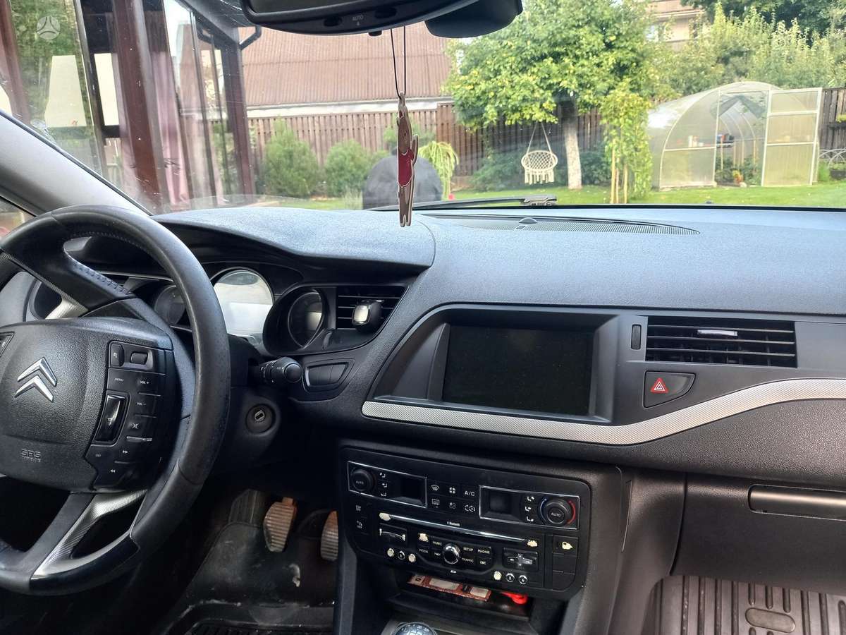 Citroen C5, 2.0 l., Седан
