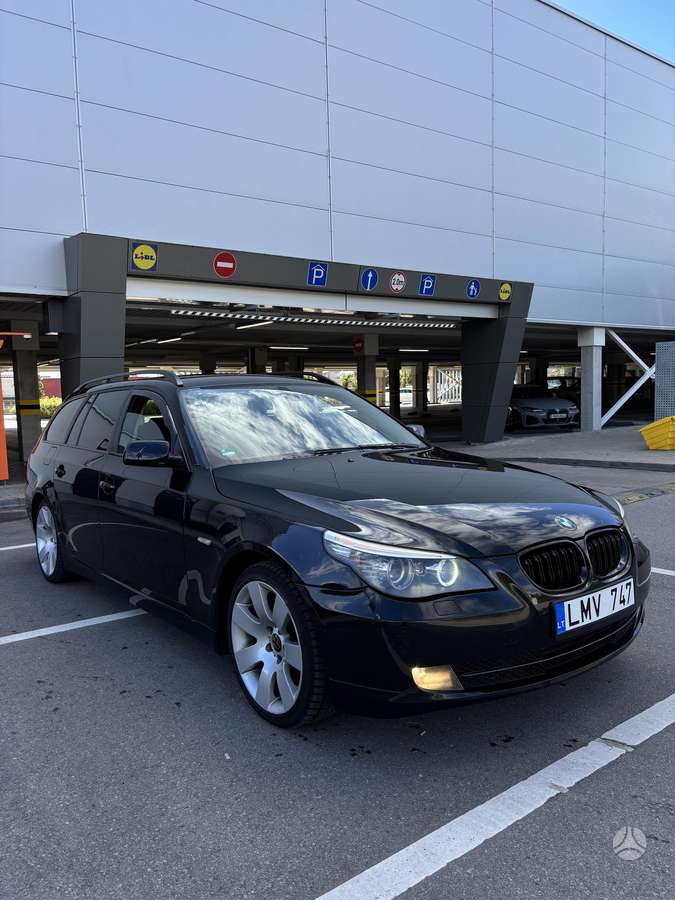 BMW 525, 3.0 l., wagon