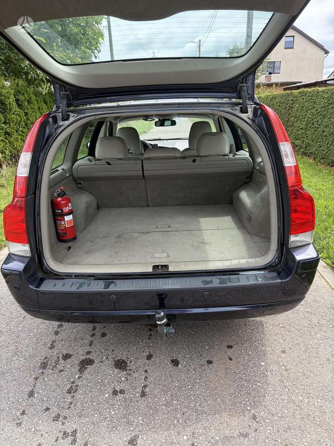Volvo V70, 2.4 l., wagon