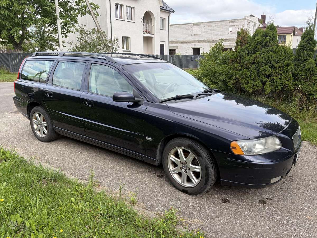 Volvo V70, 2.4 l., wagon