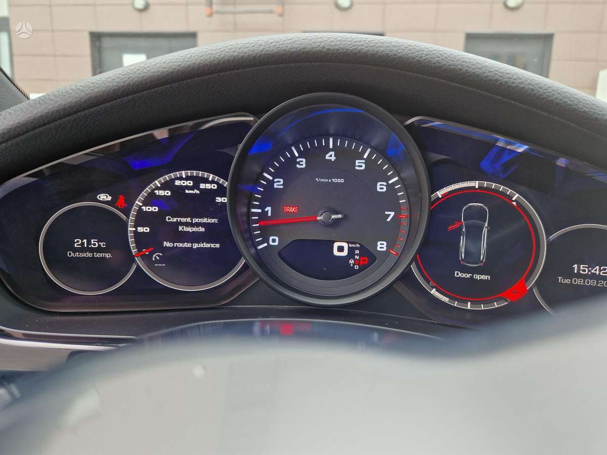 Porsche Panamera, 3.0 l., Седан