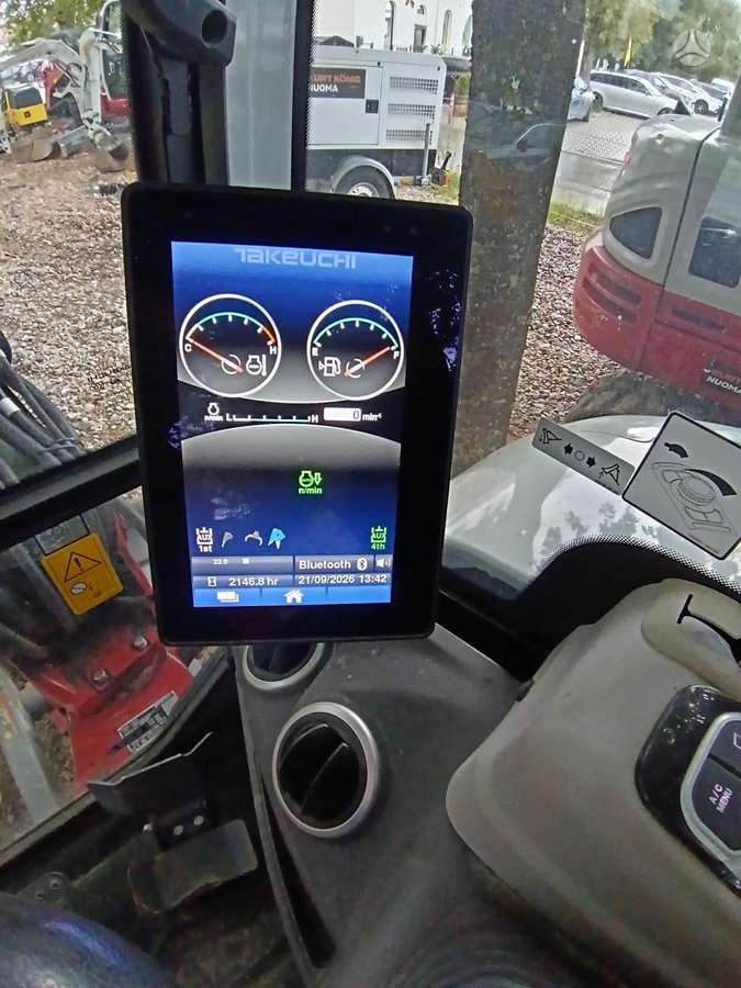 Takeuchi TB335R su POWERTILT, экскаваторы