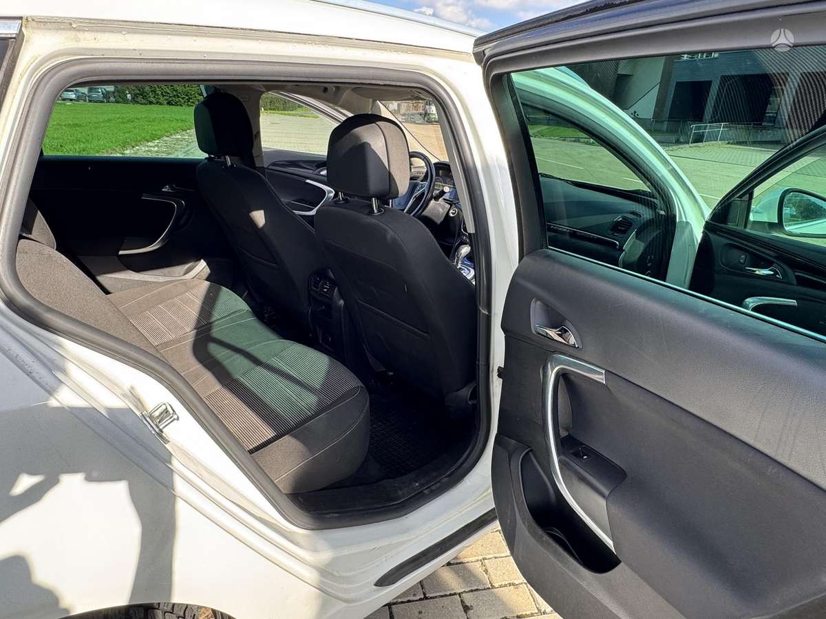 Opel Insignia, 2.0 l., Универсал