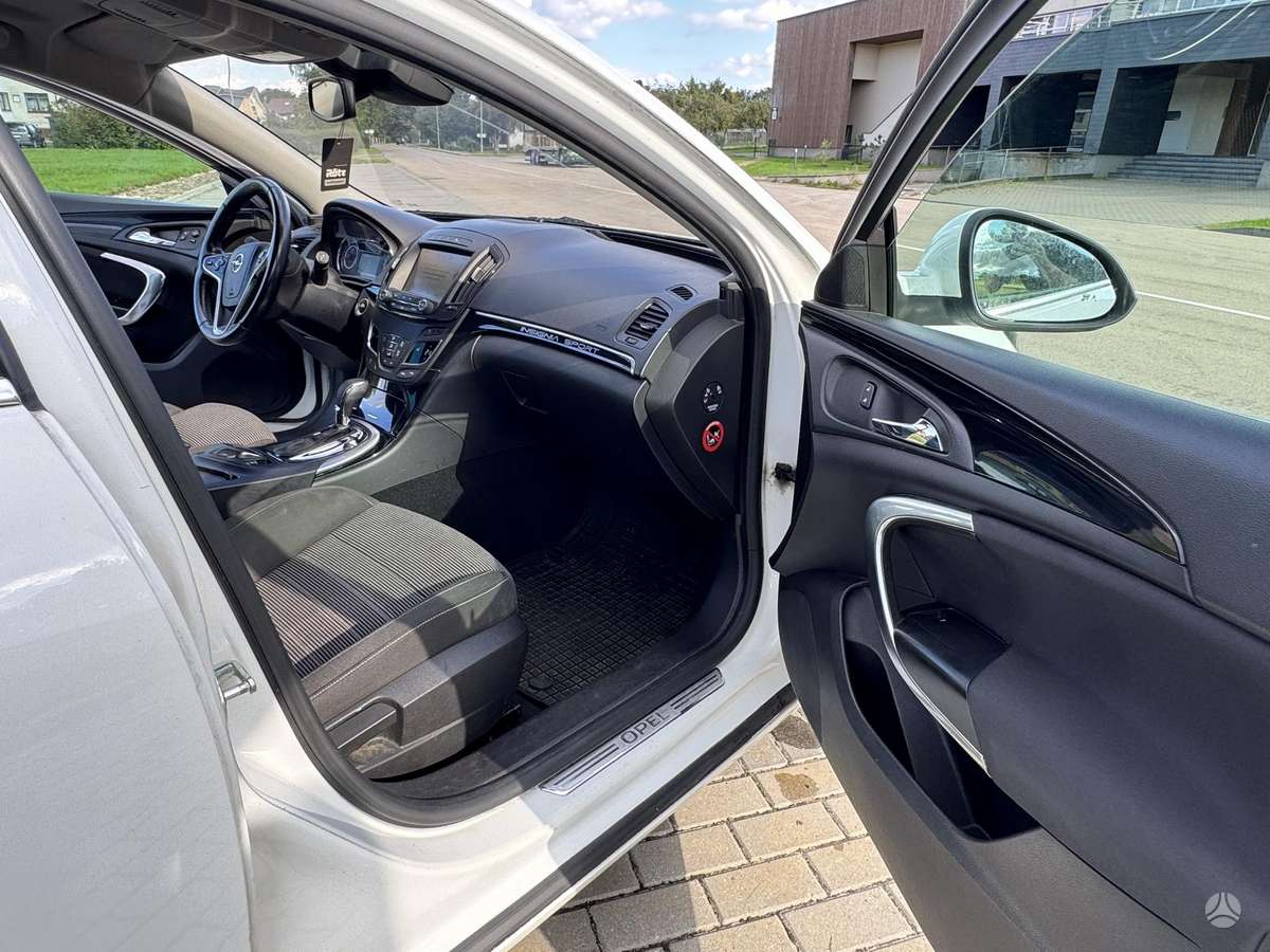 Opel Insignia, 2.0 l., Универсал