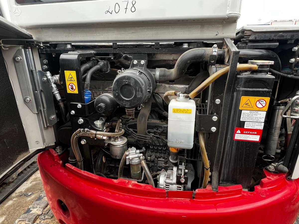 Takeuchi TB230 su POWERTILT, excavator