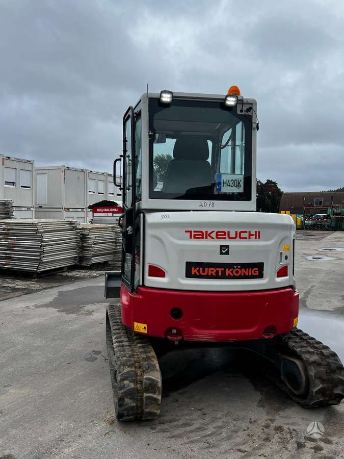 Takeuchi TB230 su POWERTILT, excavator