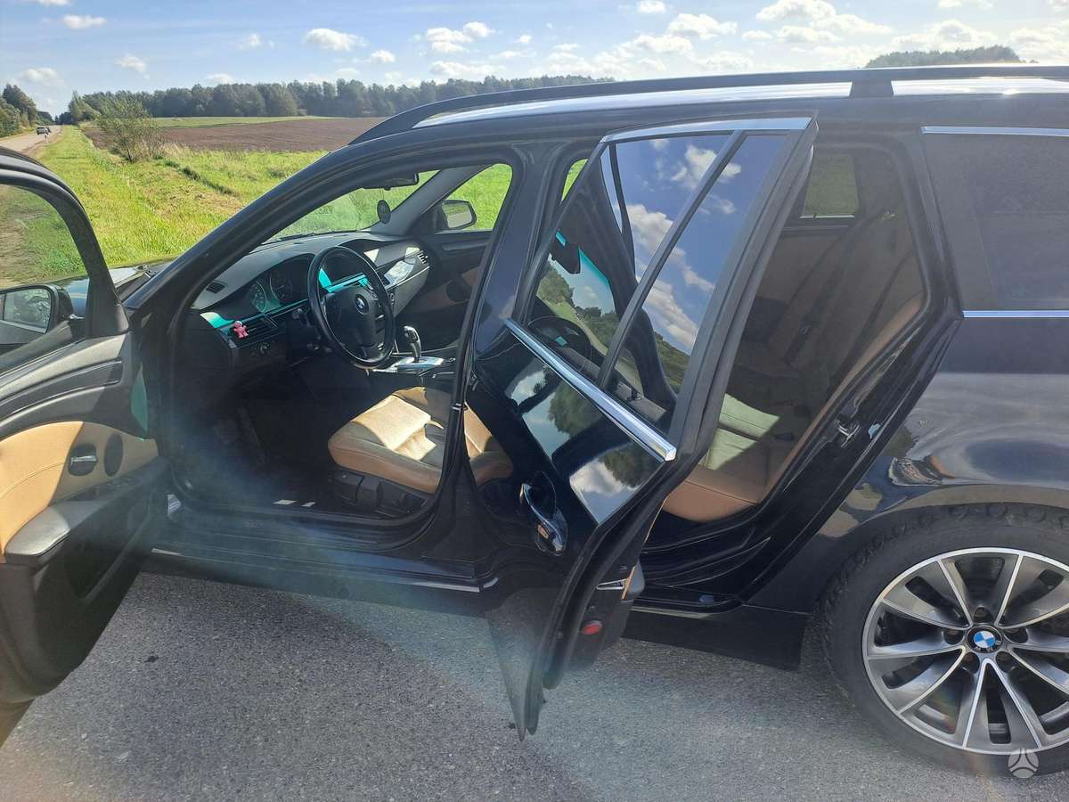 BMW 520, 2.0 l., universalas