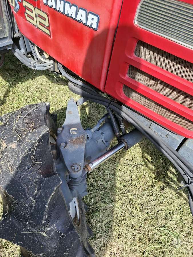 Yanmar US32D, traktoriai