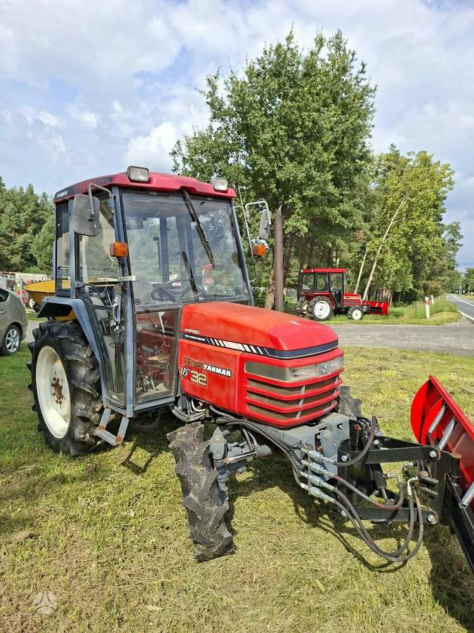 Yanmar US32D, traktori