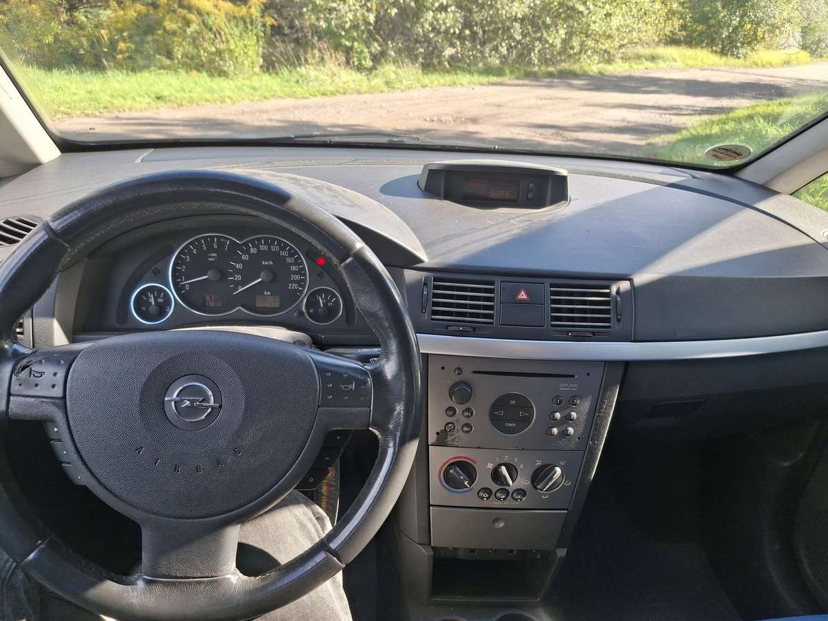 Opel Meriva, 1.6 l., Минивэн