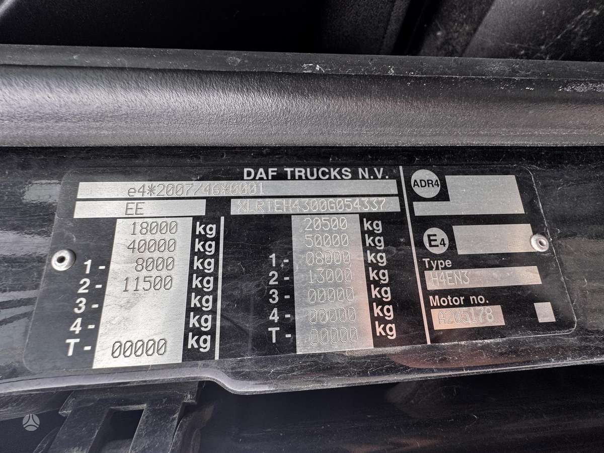 DAF XF106, double sleeper