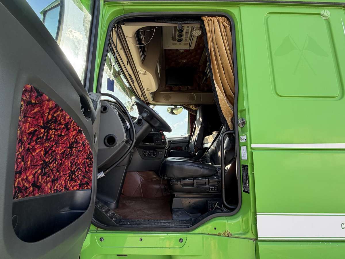 DAF XF106/460, 2 miegamosios vietos