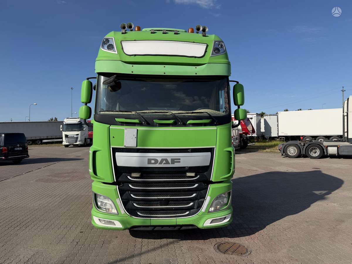 DAF XF106/460, 2 miegamosios vietos