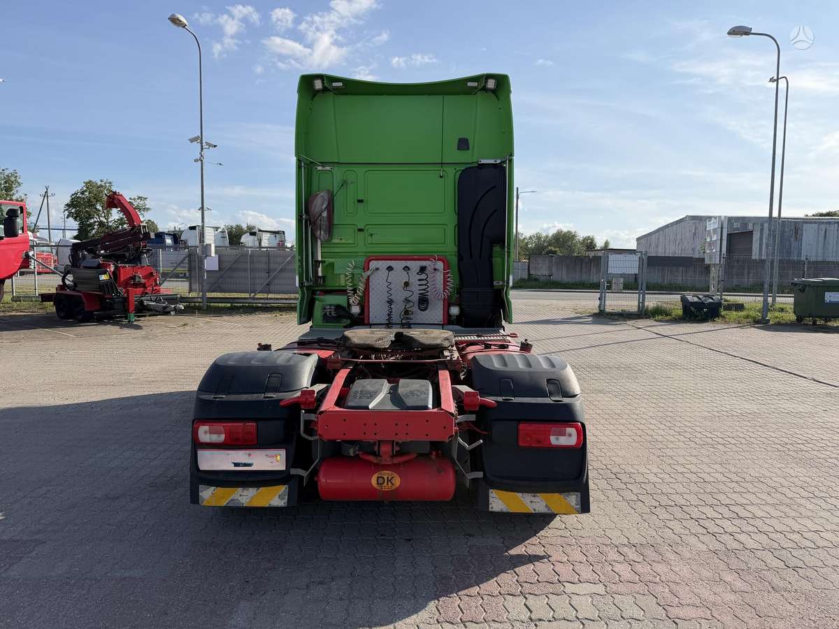 DAF XF106/460, 2 miegamosios vietos