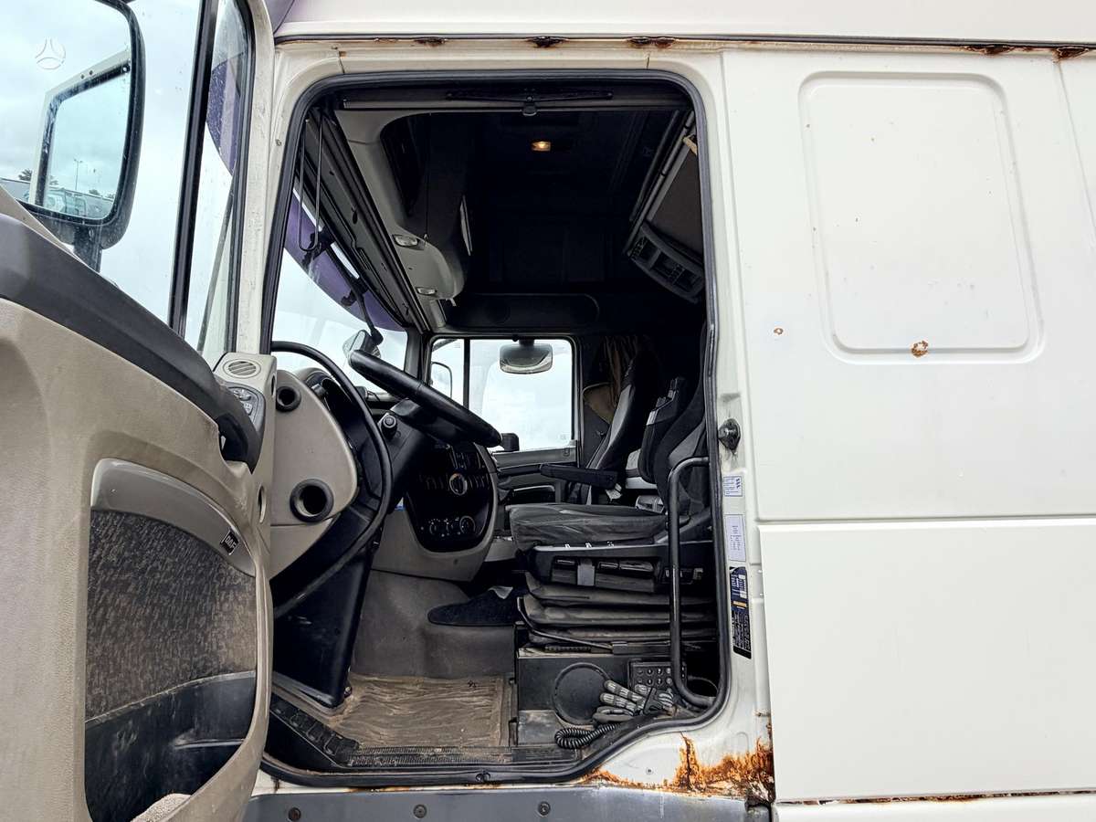 DAF XF105/510, double sleeper