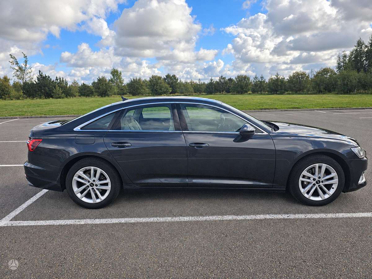 Audi A6, 2.0 l., Седан