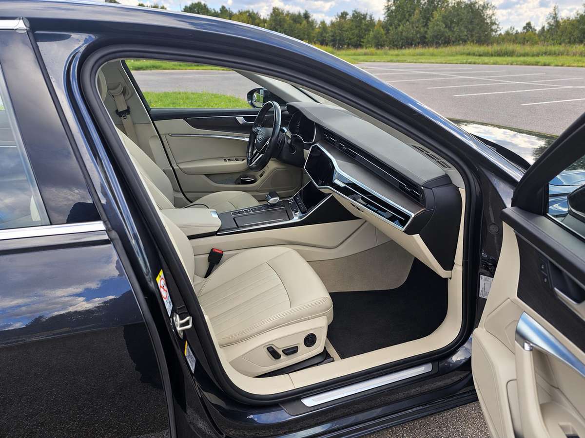 Audi A6, 2.0 l., Седан