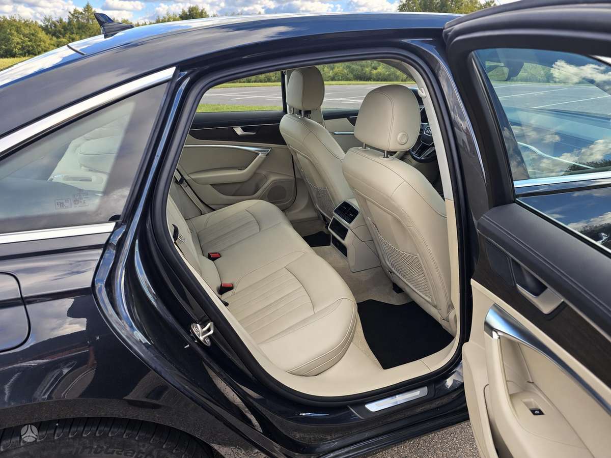 Audi A6, 2.0 l., Седан