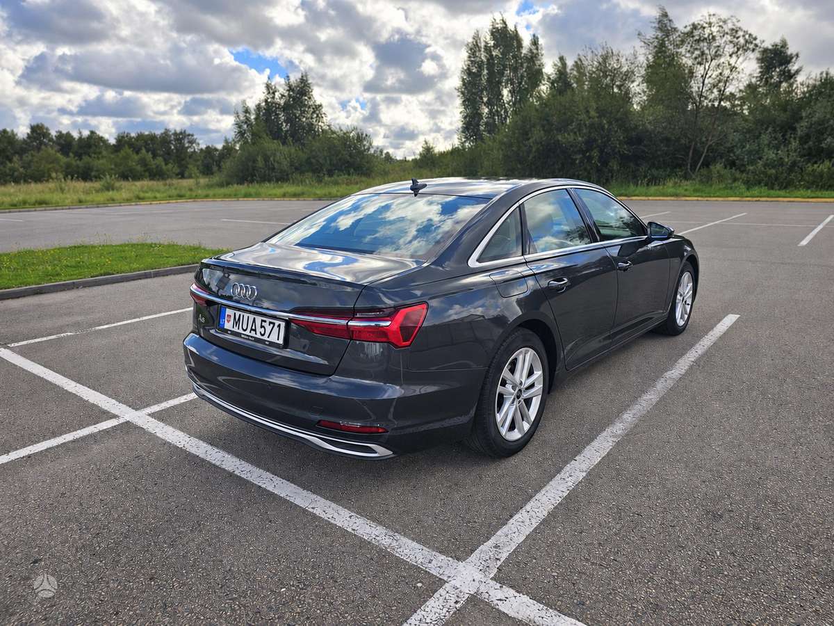 Audi A6, 2.0 l., Седан