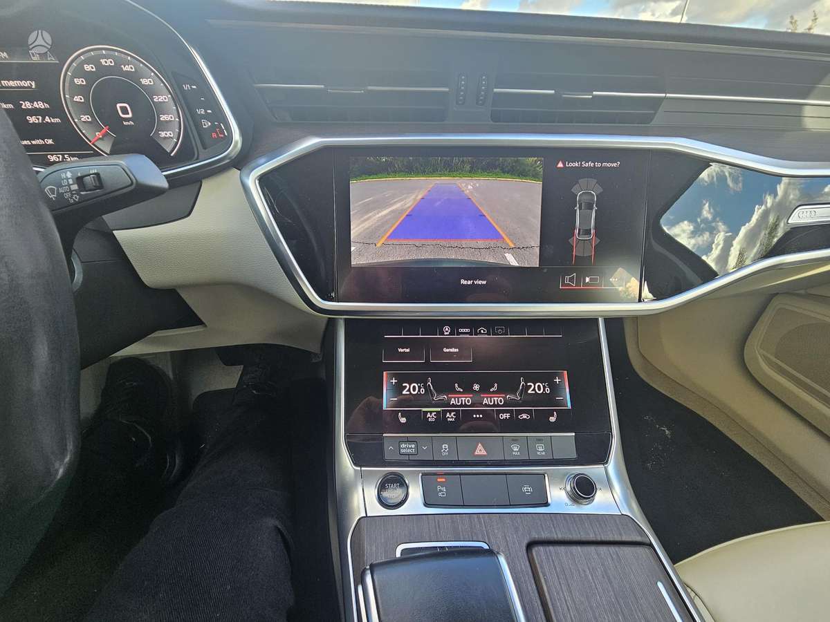 Audi A6, 2.0 l., Седан