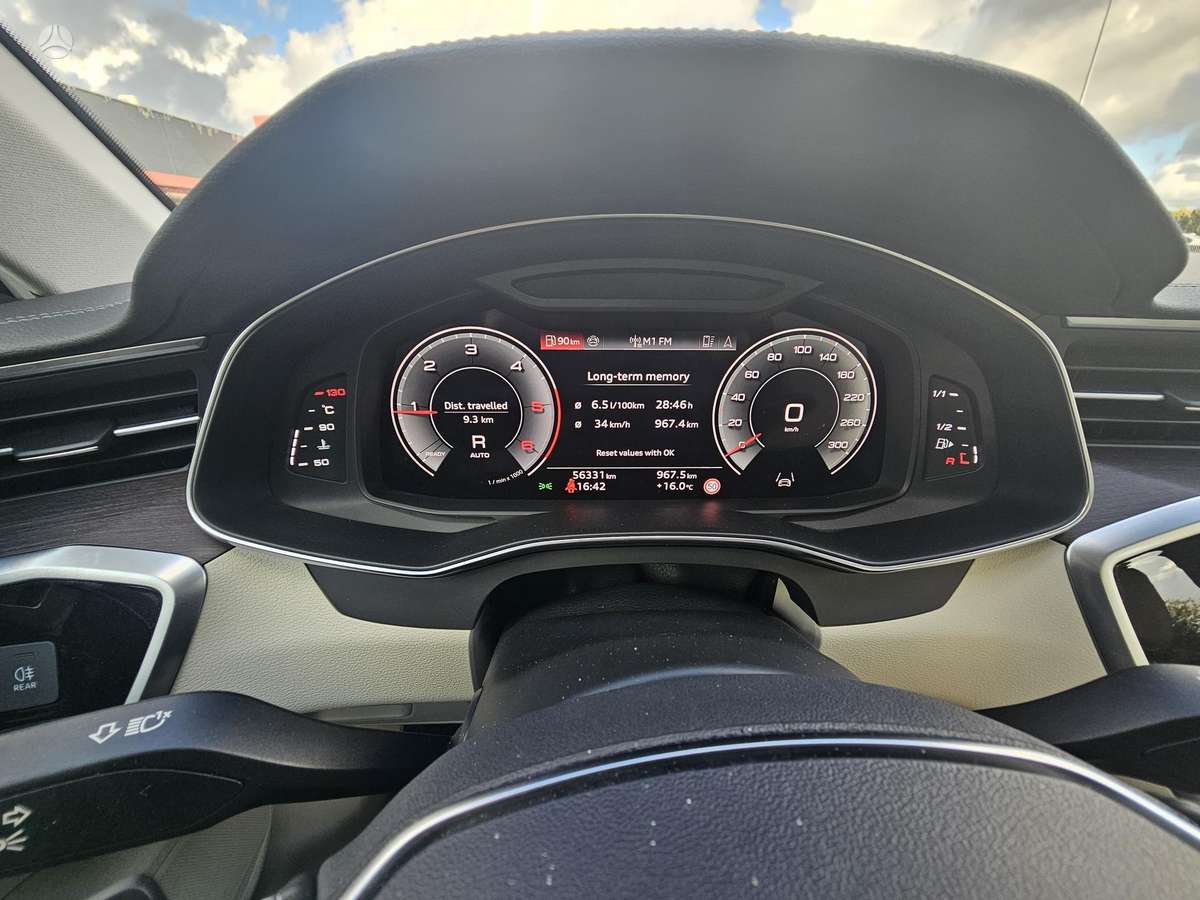 Audi A6, 2.0 l., Седан