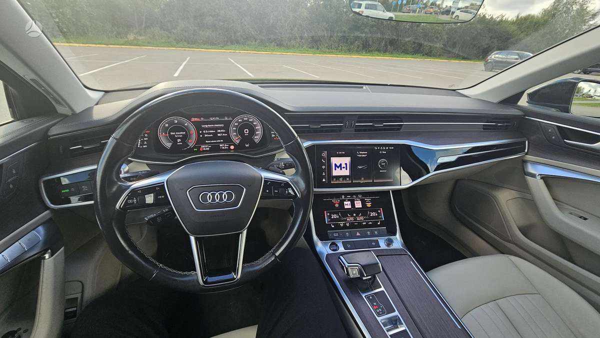 Audi A6, 2.0 l., Седан