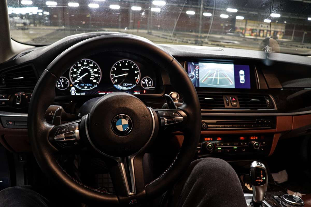 BMW 535, 3.0 l., Седан