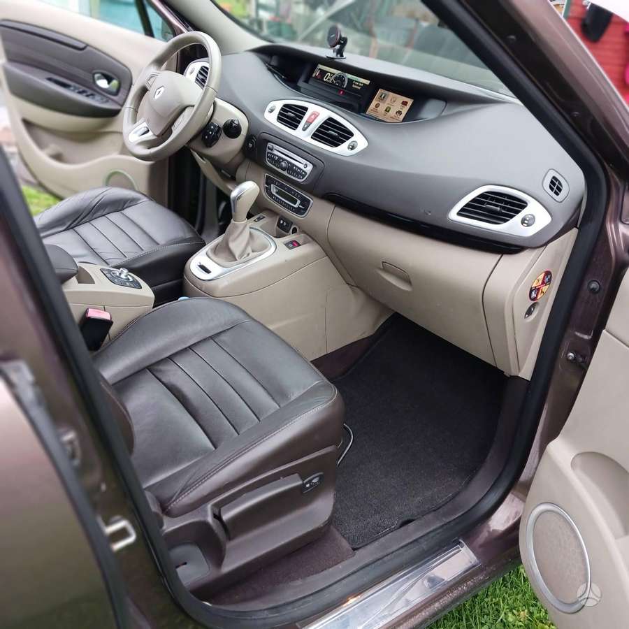 Renault Scenic, 2.0 l., Хэтчбек