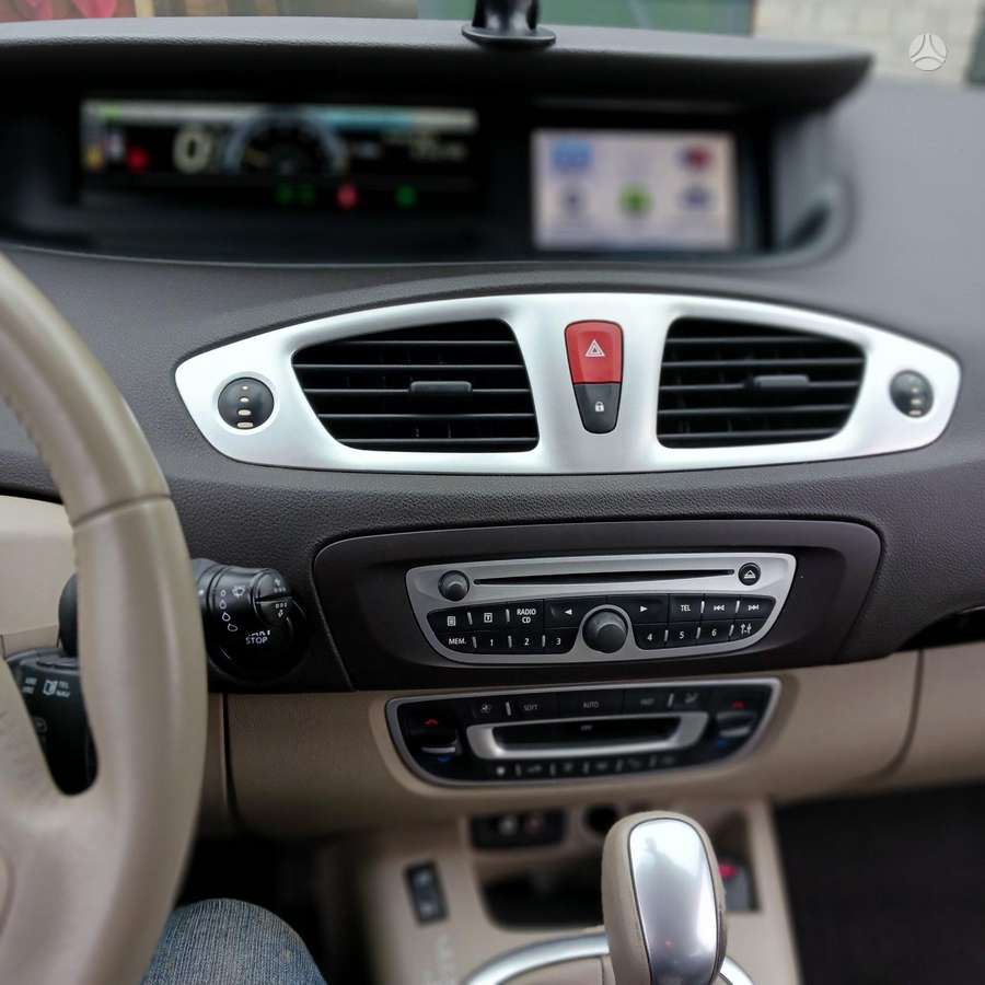 Renault Scenic, 2.0 l., hatchback