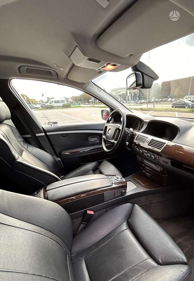 BMW 730, 3.0 l., Седан