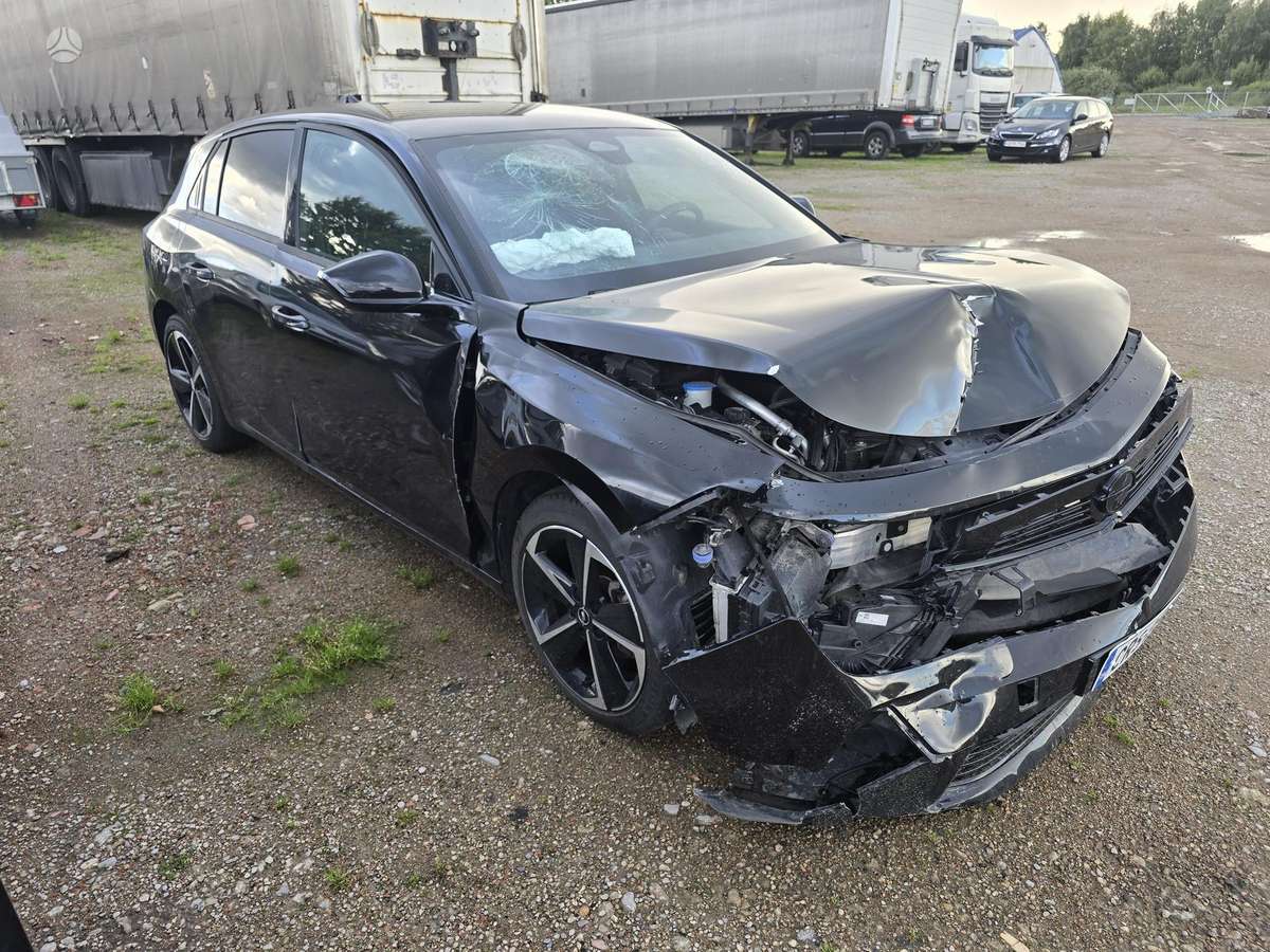 Opel Astra, 1.2 l., Универсал