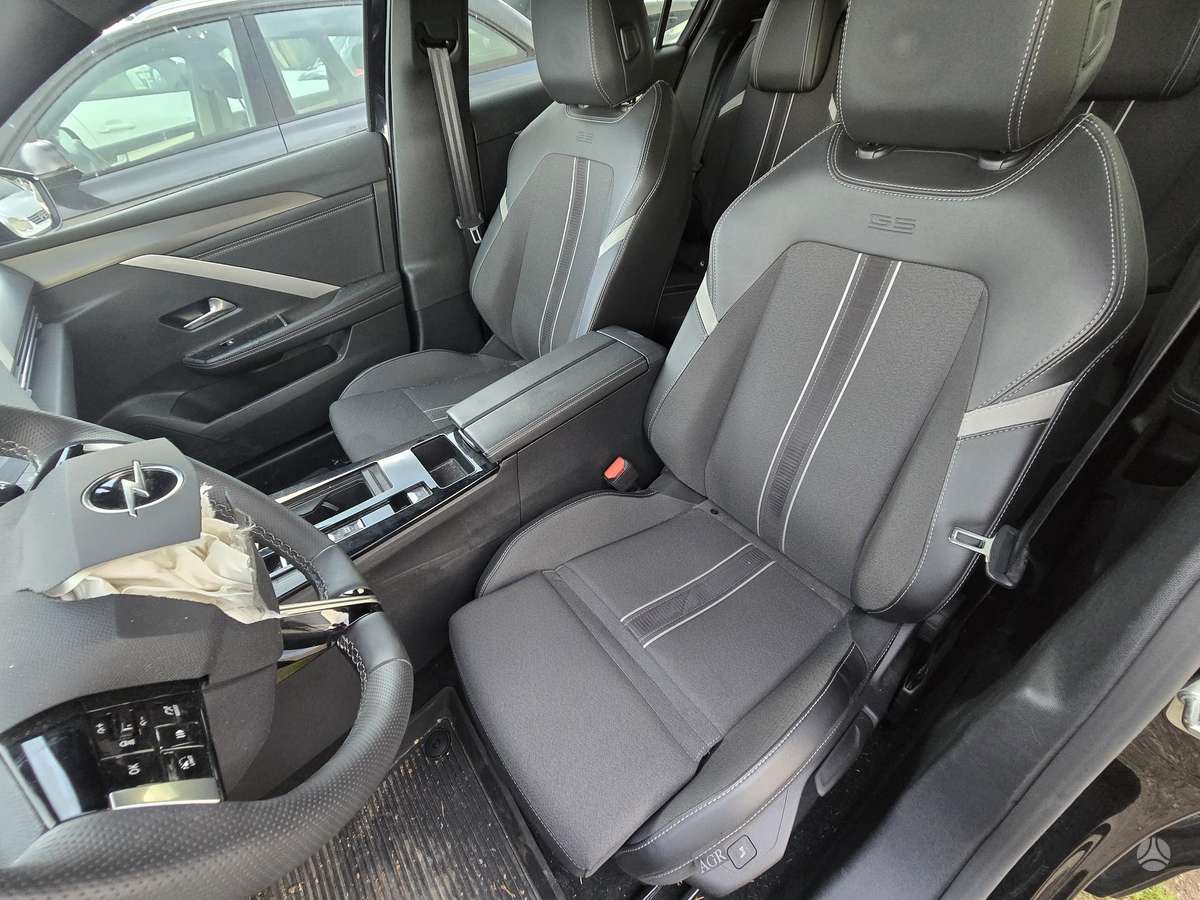 Opel Astra, 1.2 l., Универсал