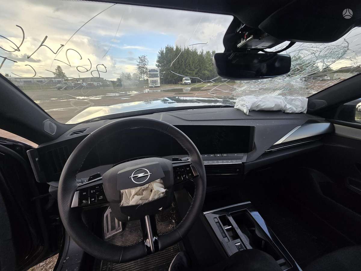 Opel Astra, 1.2 l., Универсал