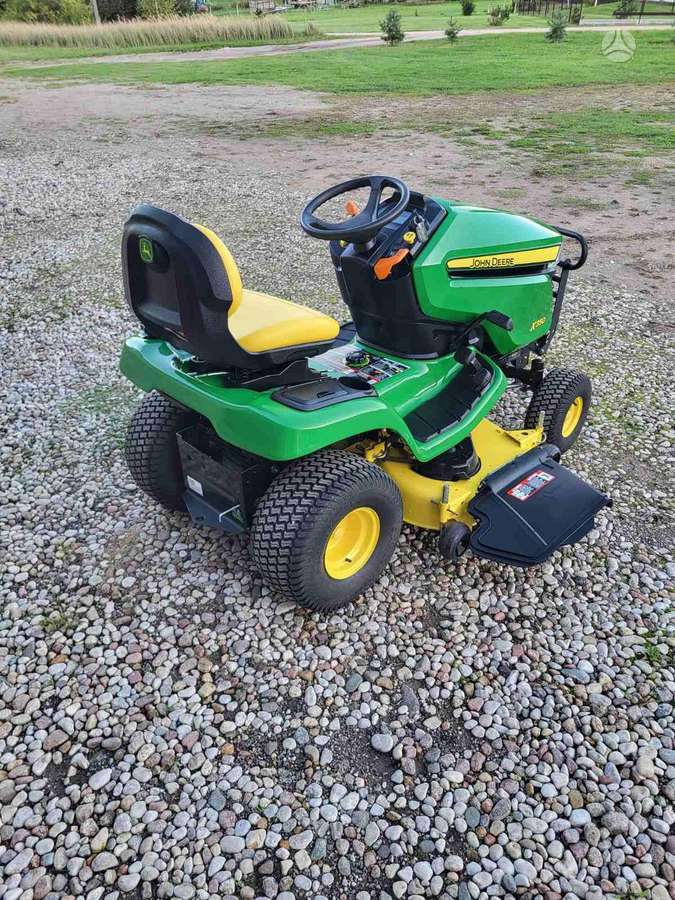 John Deere X350, sodo traktoriai