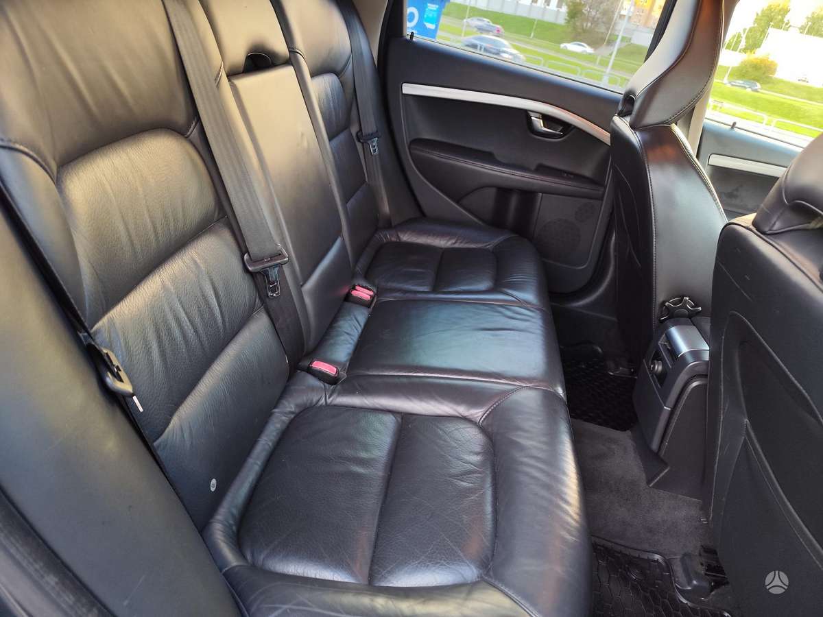 Volvo V70, 2.0 l., wagon