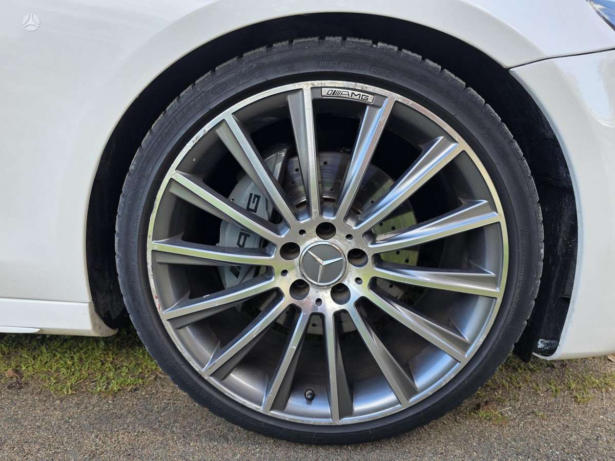 Mercedes-Benz E220, 2.0 l., Седан