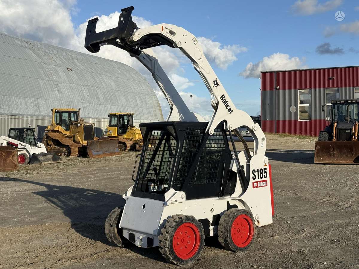 Bobcat S185, mini loaders