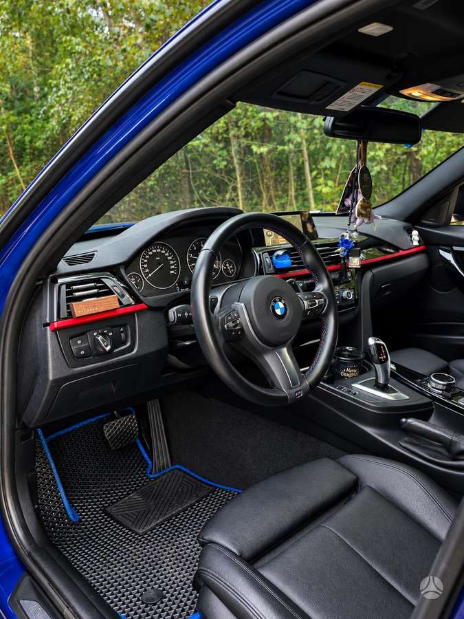 BMW 318, 2.0 l., Седан