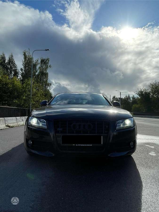 Audi A5, 1.8 l., Седан