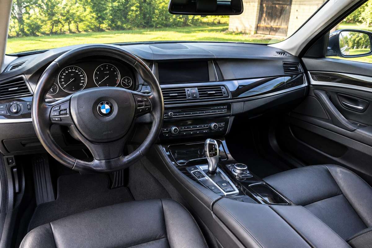 BMW 520, 2.0 l., wagon