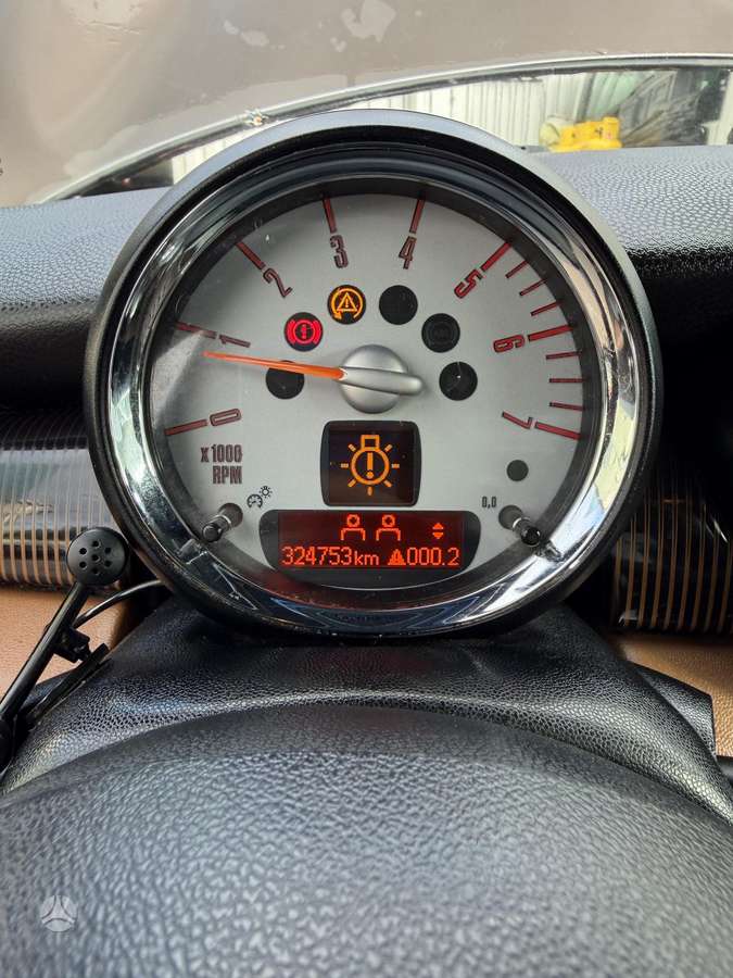 Mini Cooper, 1.6 l., coupe