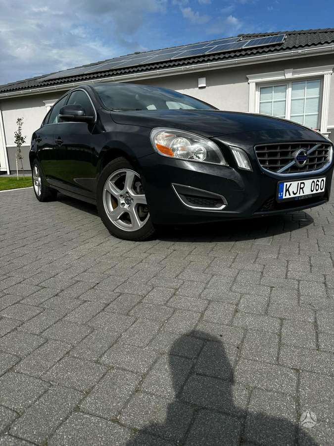 Volvo S60, 2.5 l., Седан