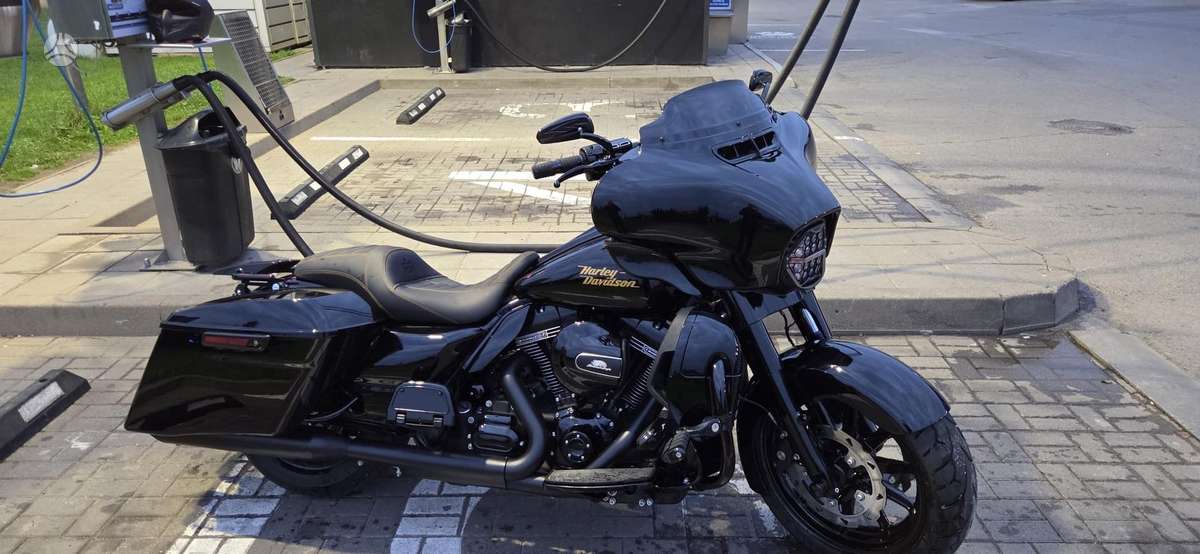 Harley-Davidson FLHTK 1688cc, choppers / cruisers / custom