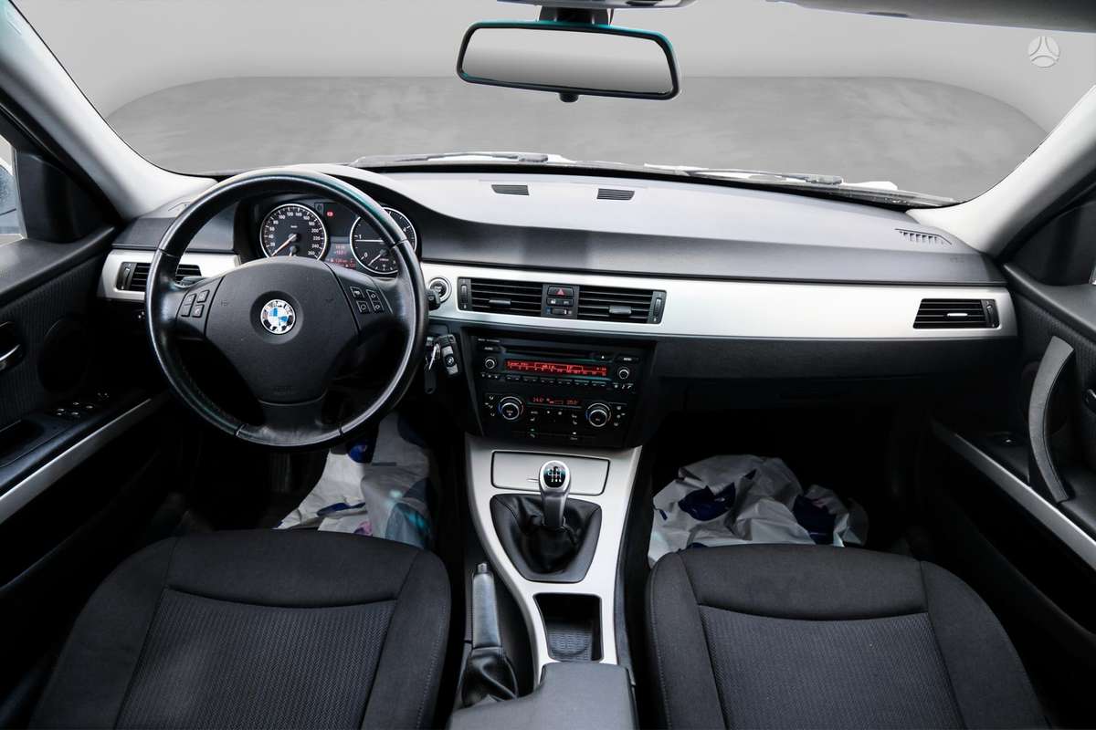 BMW 320, 2.0 l., wagon