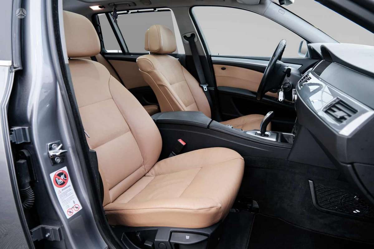 BMW 520, 2.0 l., wagon